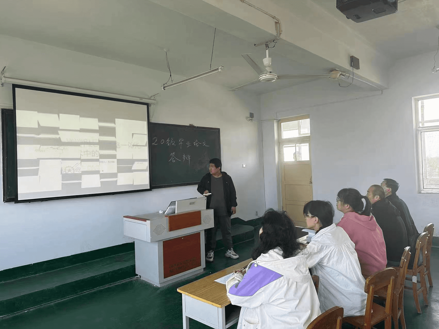 少妇被又大又粗又爽久久