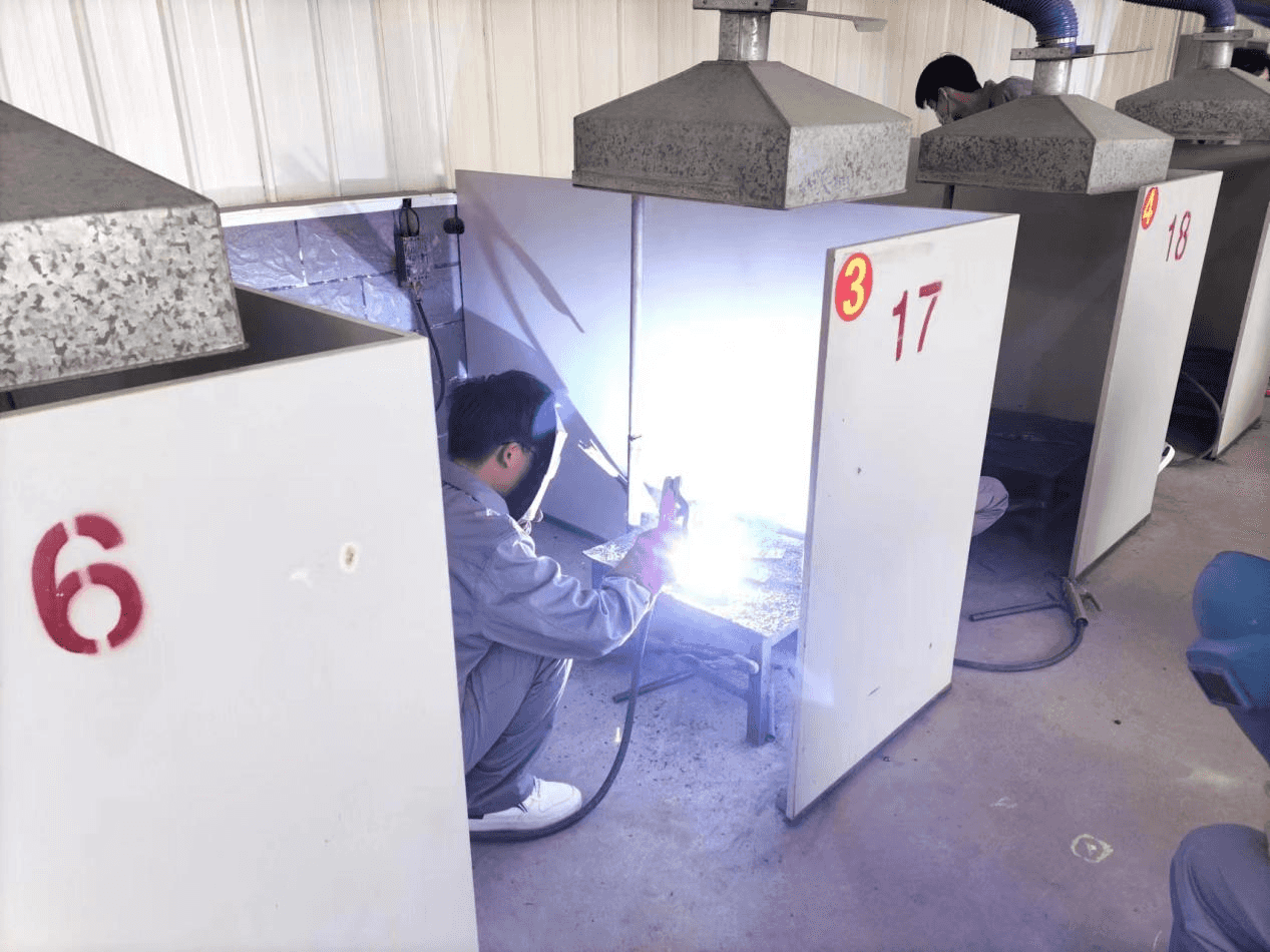 少妇被又大又粗又爽久久