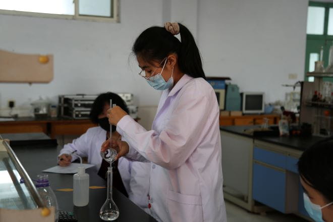 少妇被又大又粗又爽久久