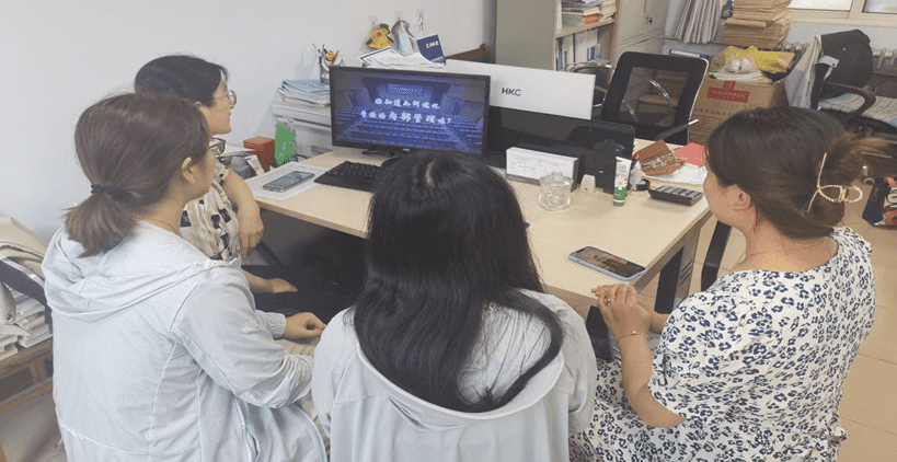 少妇被又大又粗又爽久久