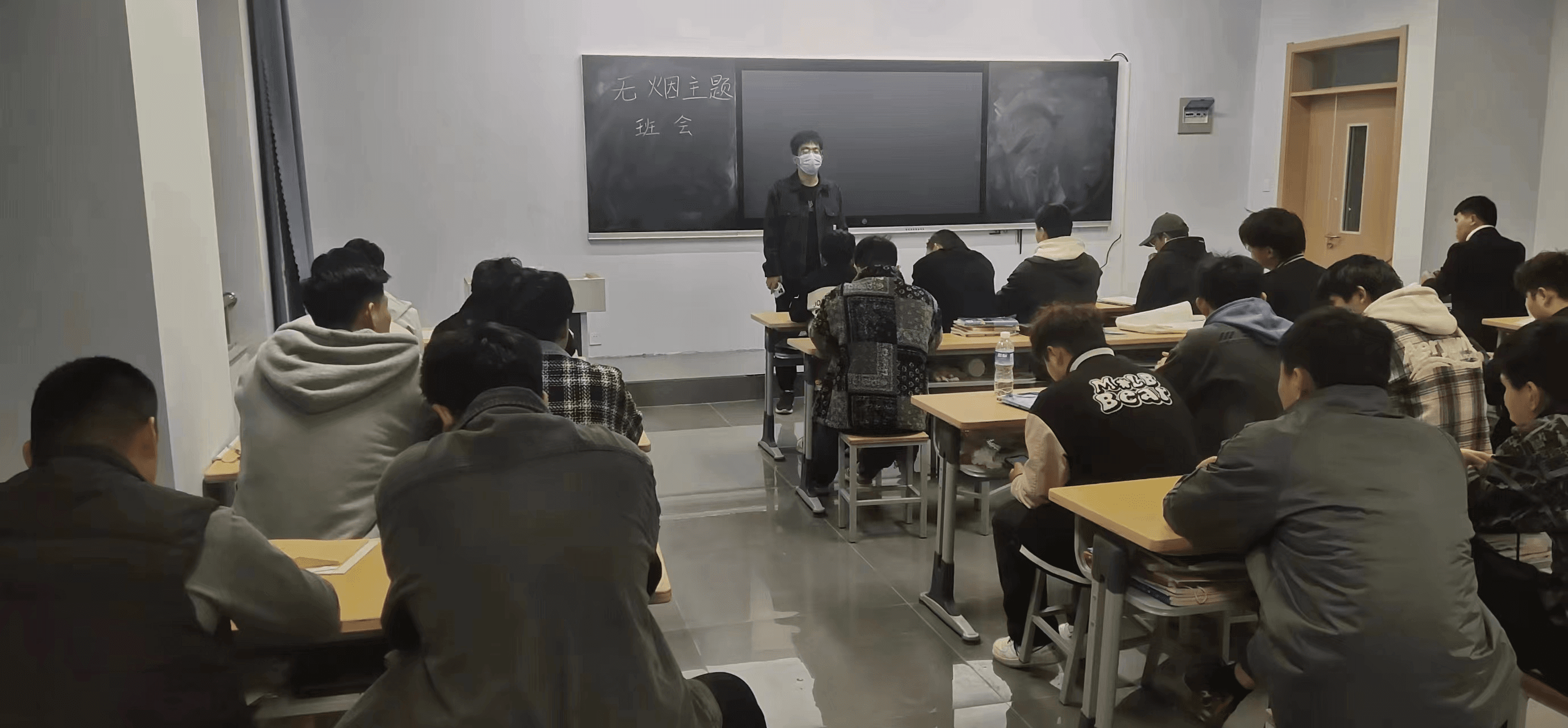 少妇被又大又粗又爽久久