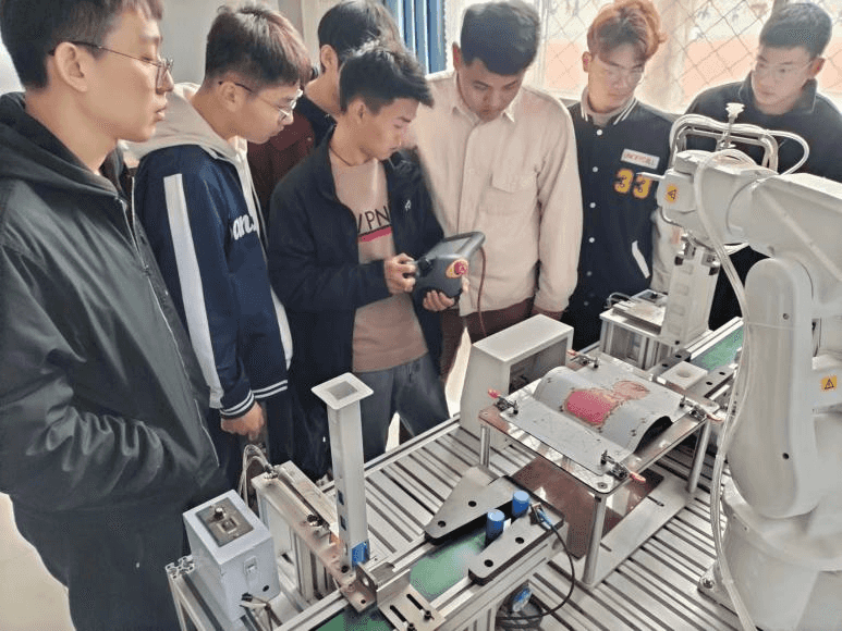 少妇被又大又粗又爽久久