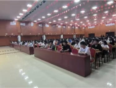 少妇被又大又粗又爽久久