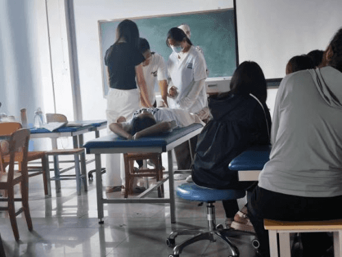 少妇被又大又粗又爽久久