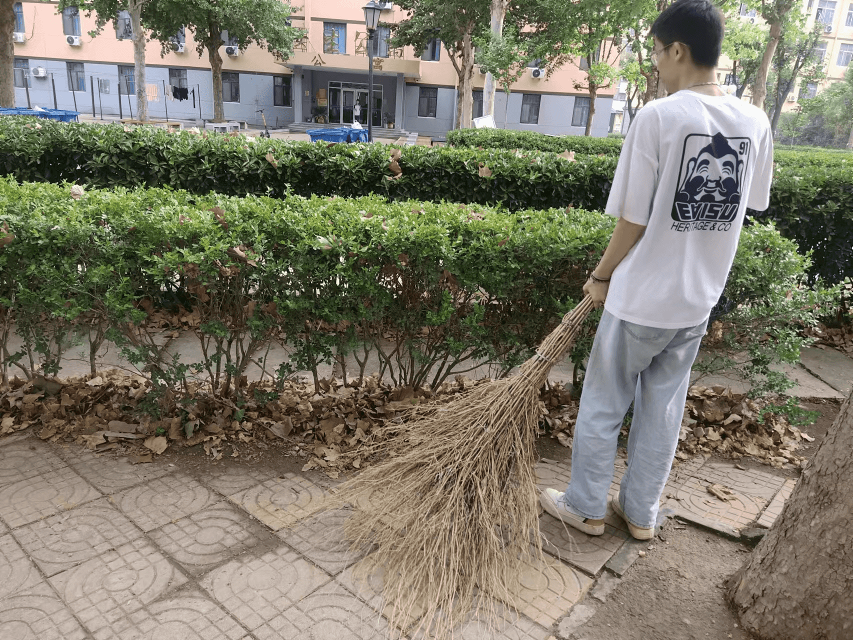 少妇被又大又粗又爽久久