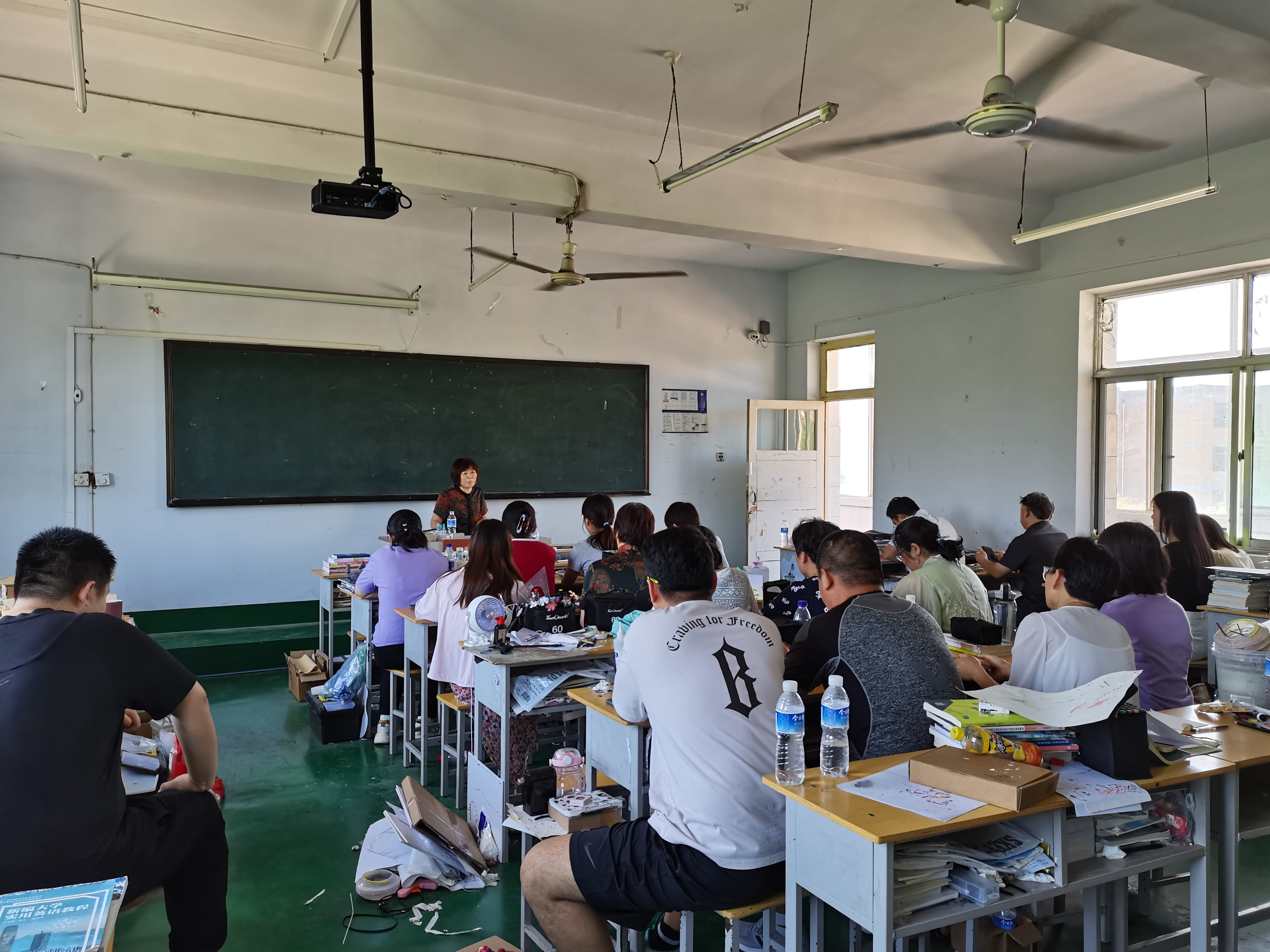 少妇被又大又粗又爽久久