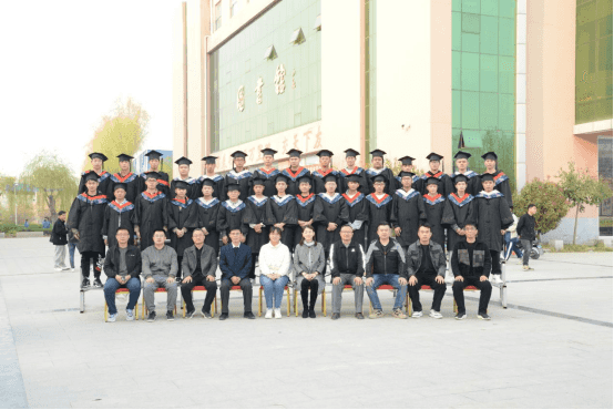 少妇被又大又粗又爽久久