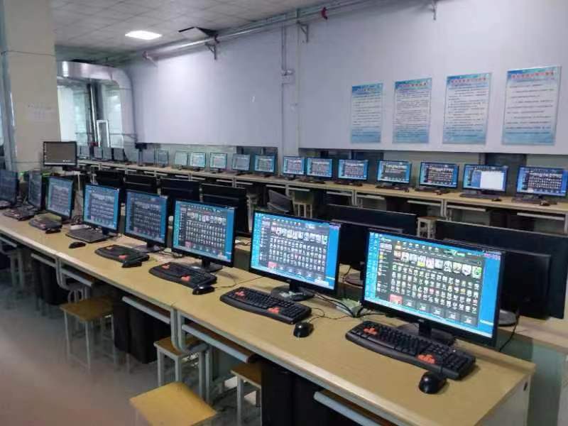 少妇被又大又粗又爽久久