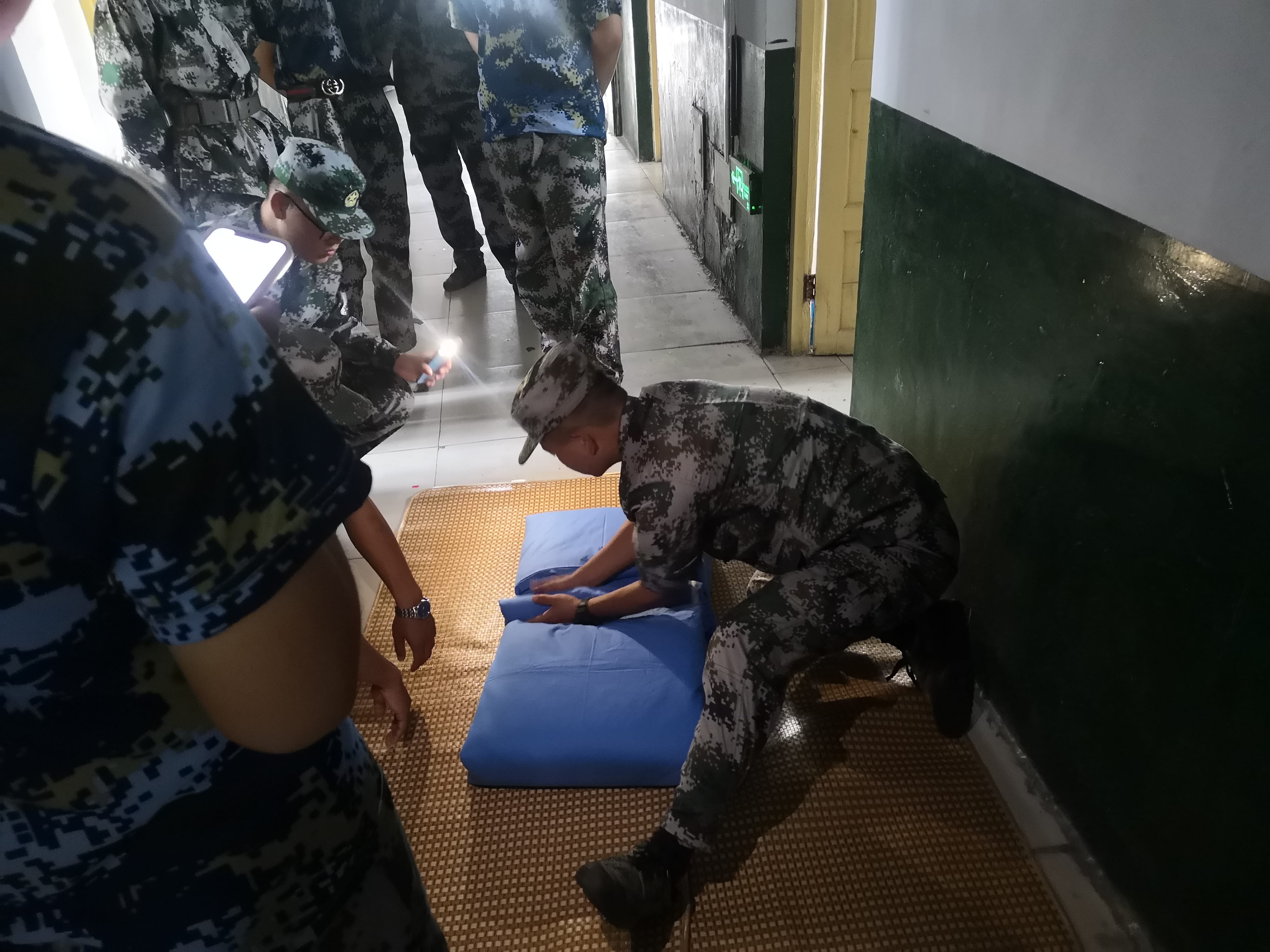 少妇被又大又粗又爽久久