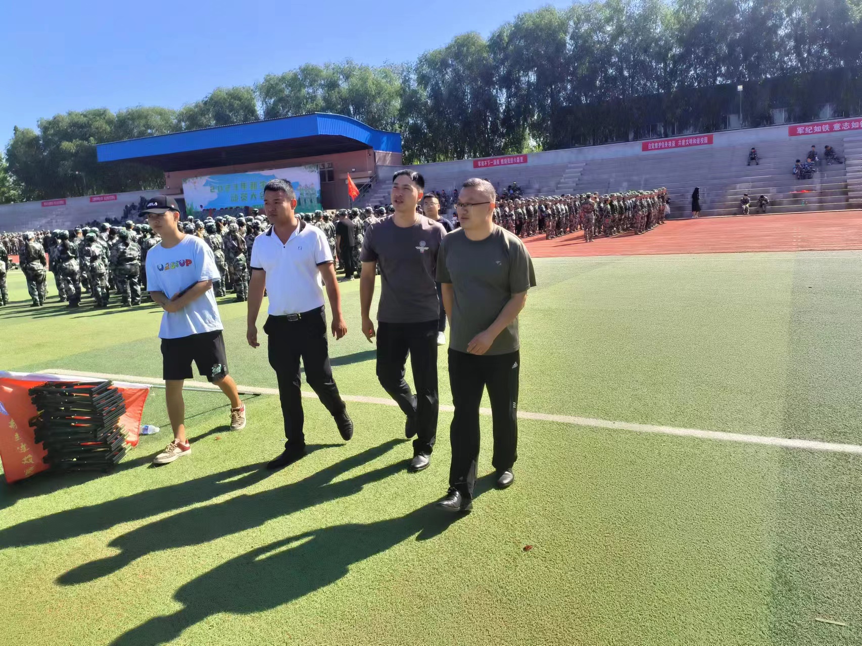 少妇被又大又粗又爽久久