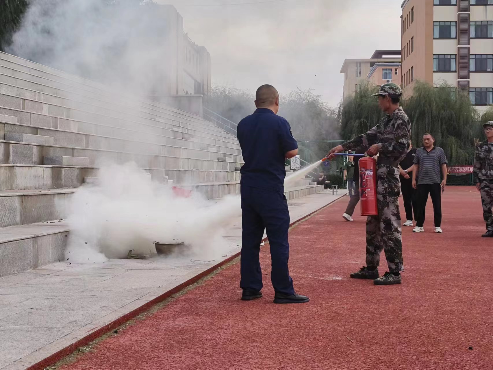 少妇被又大又粗又爽久久