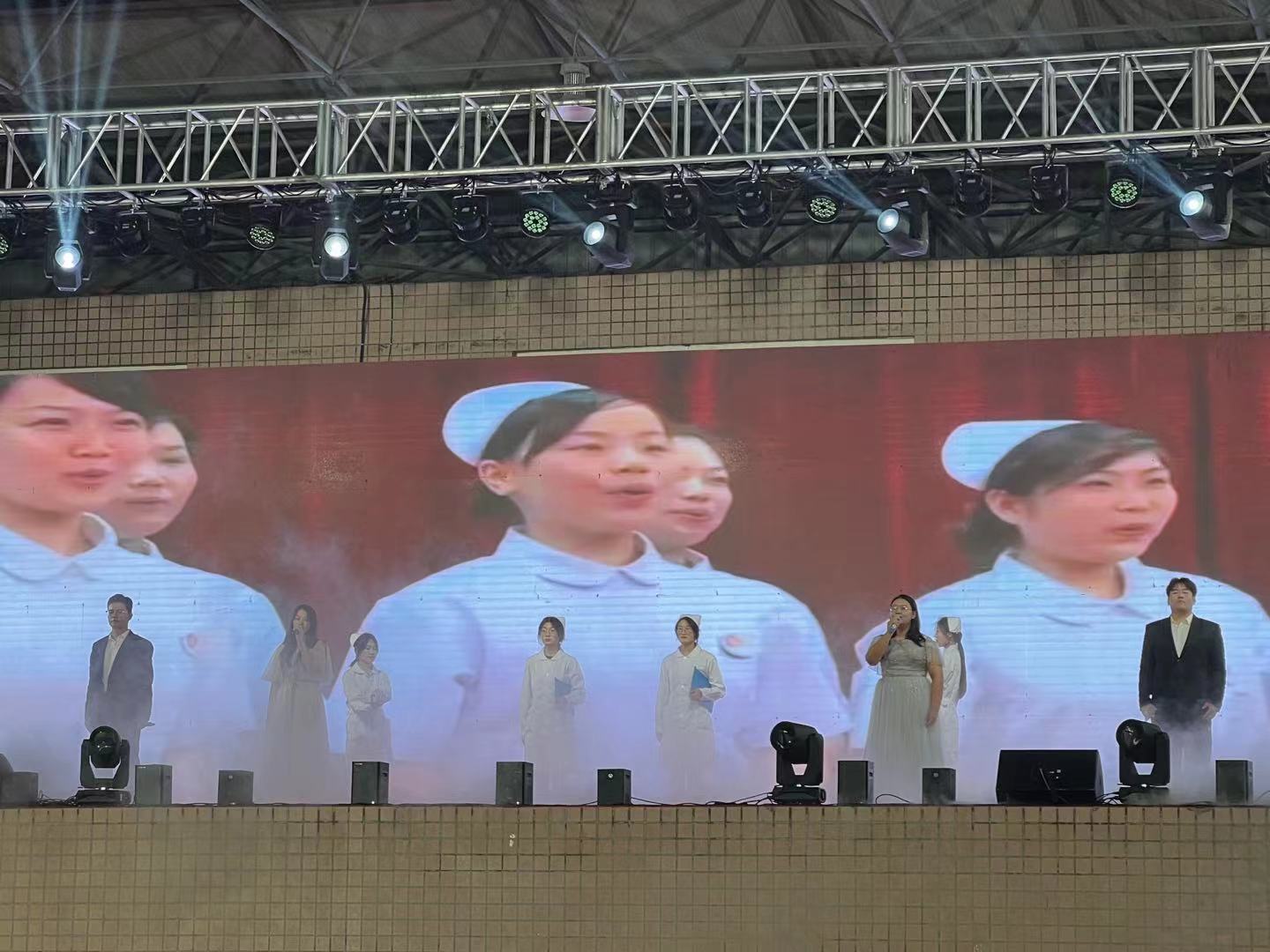 少妇被又大又粗又爽久久