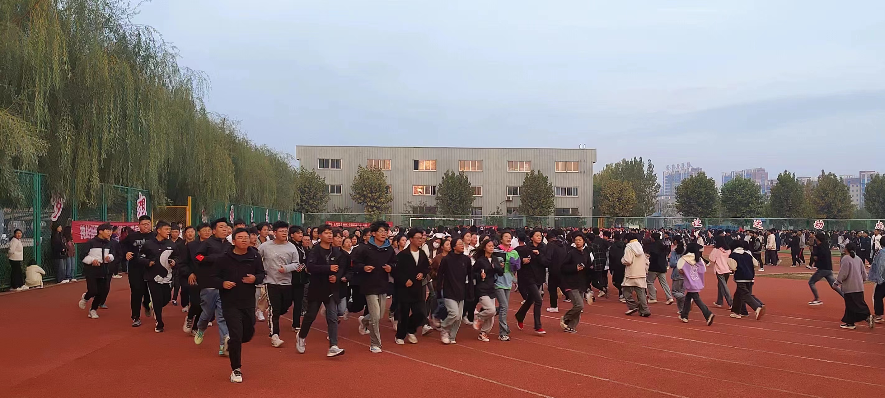 少妇被又大又粗又爽久久