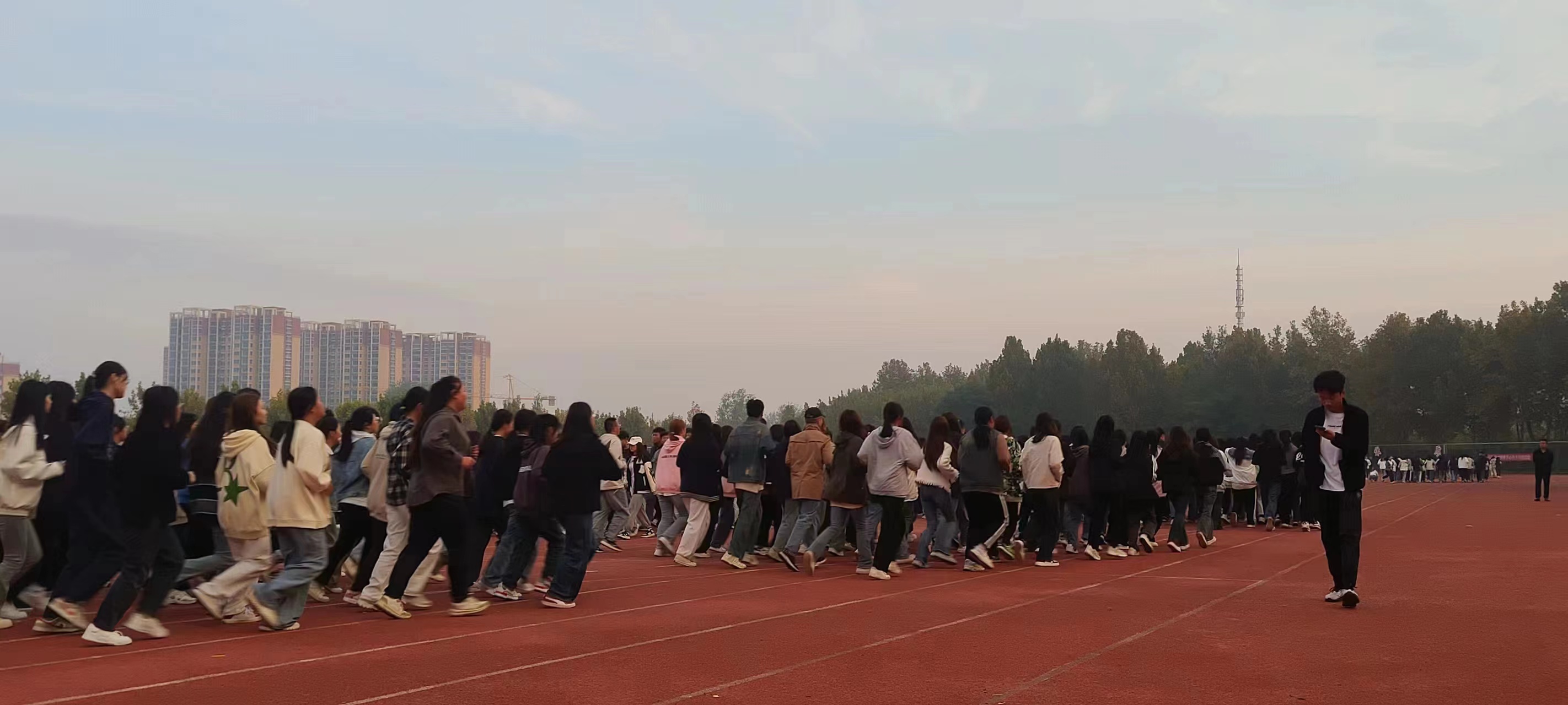 少妇被又大又粗又爽久久