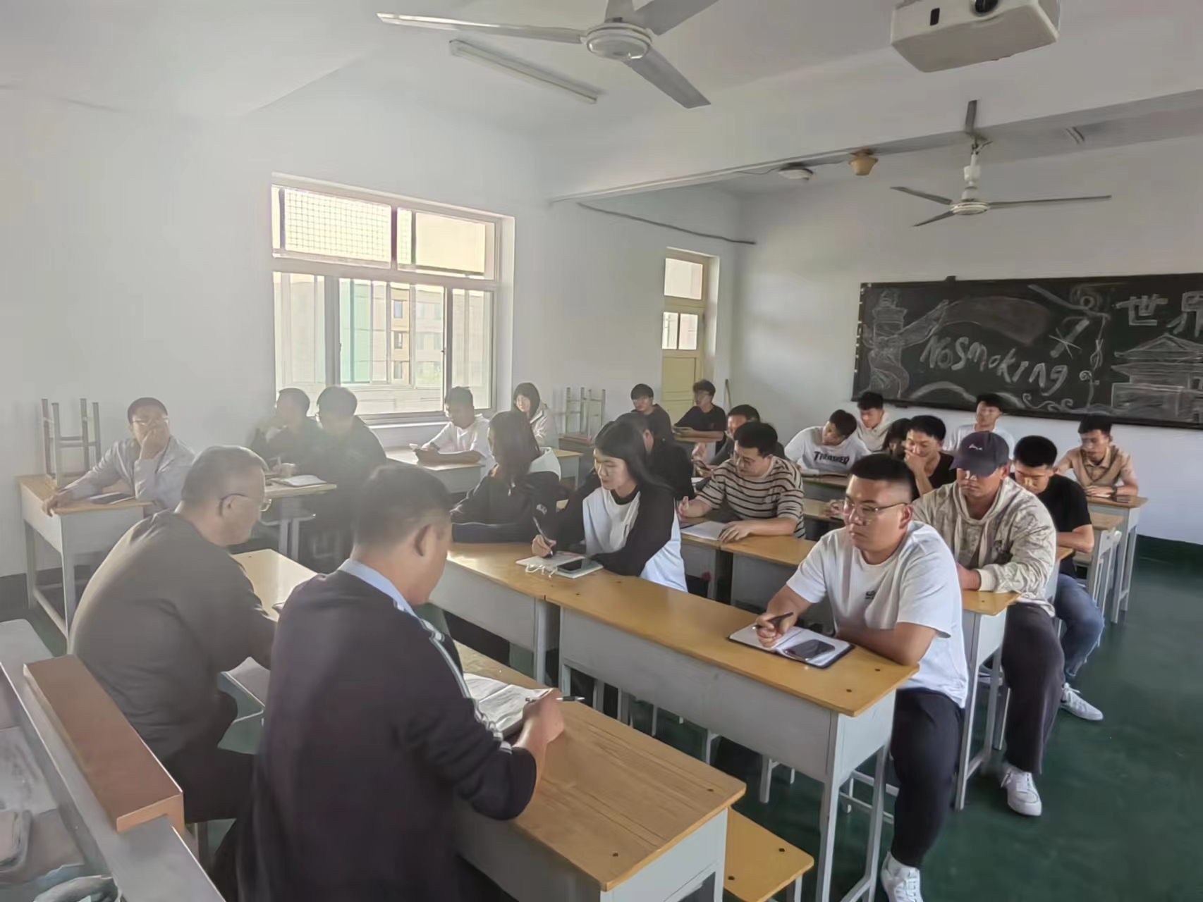 少妇被又大又粗又爽久久