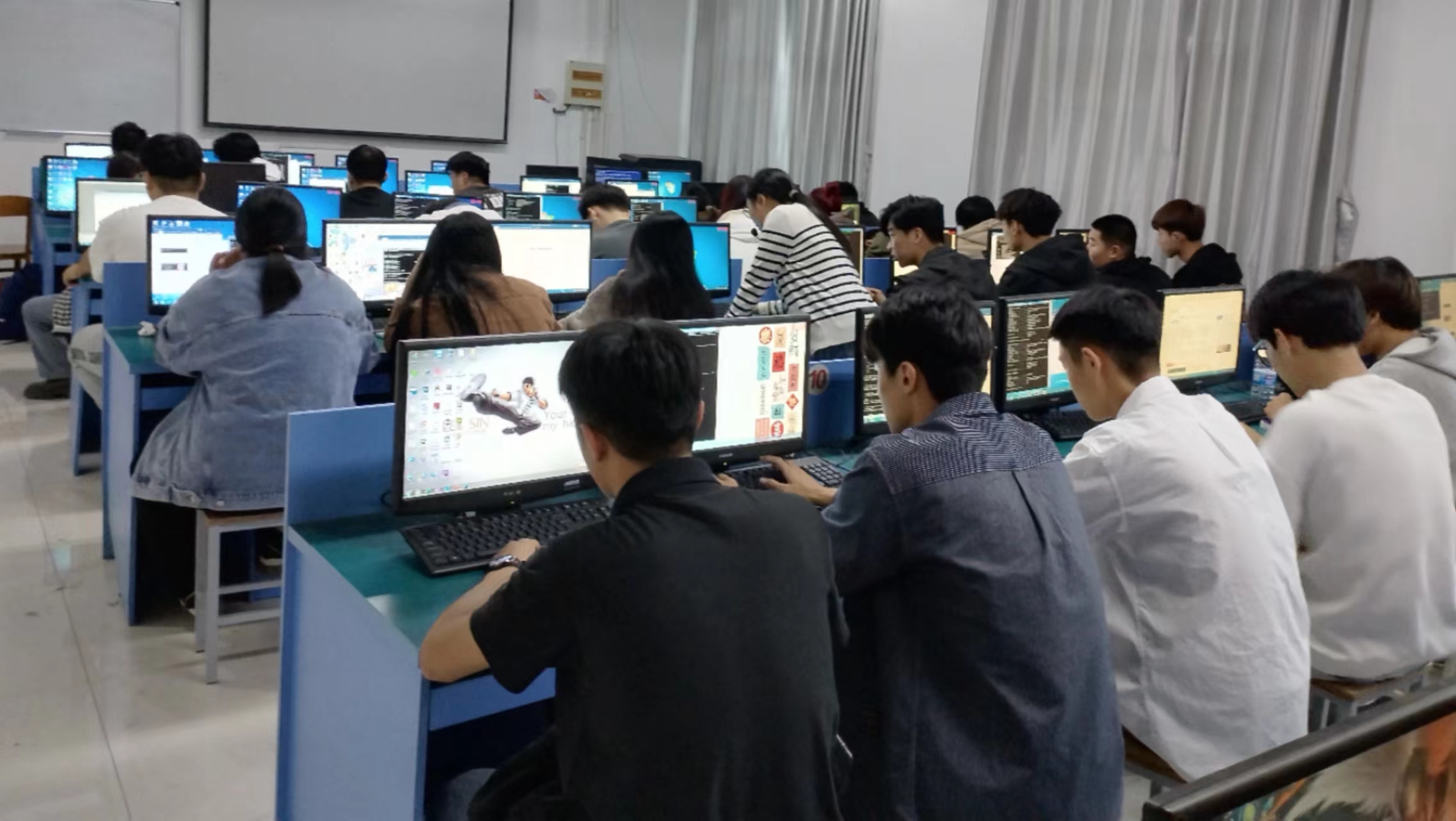 少妇被又大又粗又爽久久