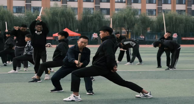 少妇被又大又粗又爽久久