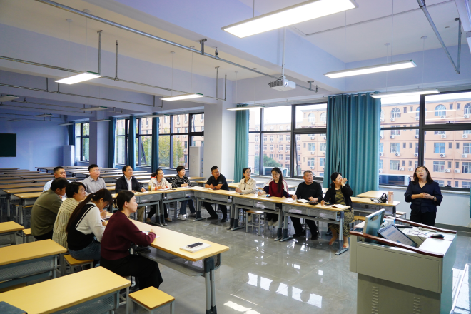 少妇被又大又粗又爽久久