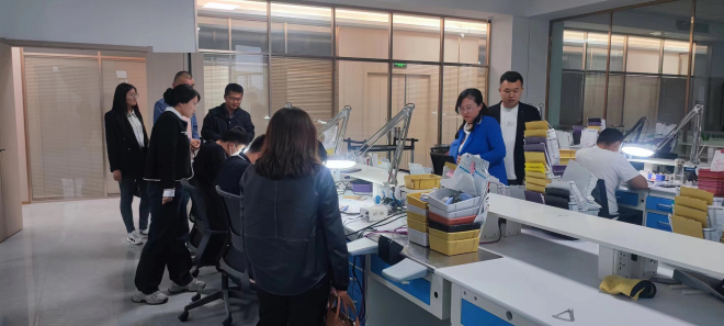 少妇被又大又粗又爽久久