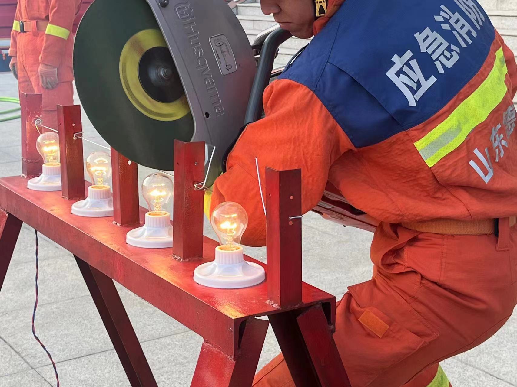 少妇被又大又粗又爽久久