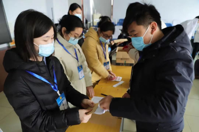 少妇被又大又粗又爽久久