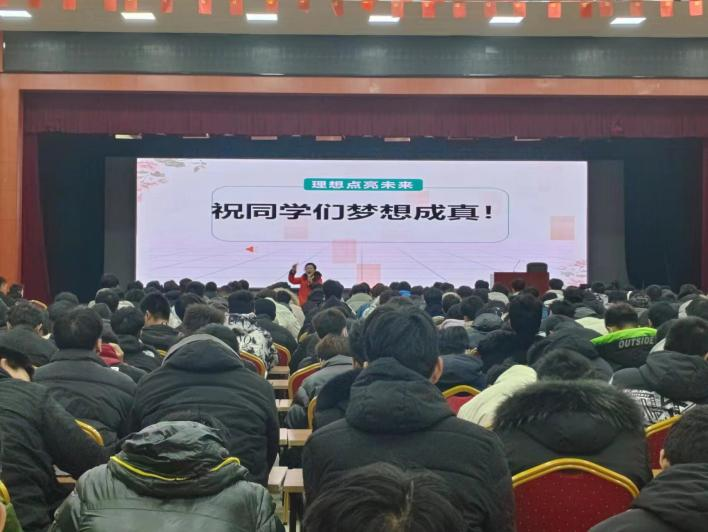 少妇被又大又粗又爽久久