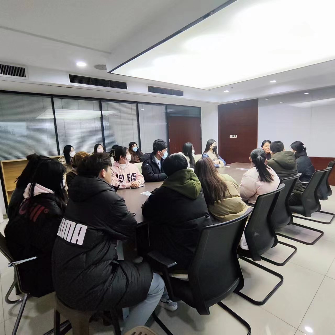 少妇被又大又粗又爽久久