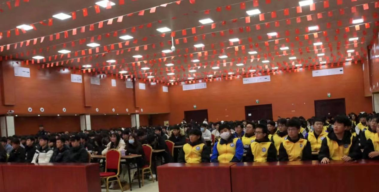 少妇被又大又粗又爽久久