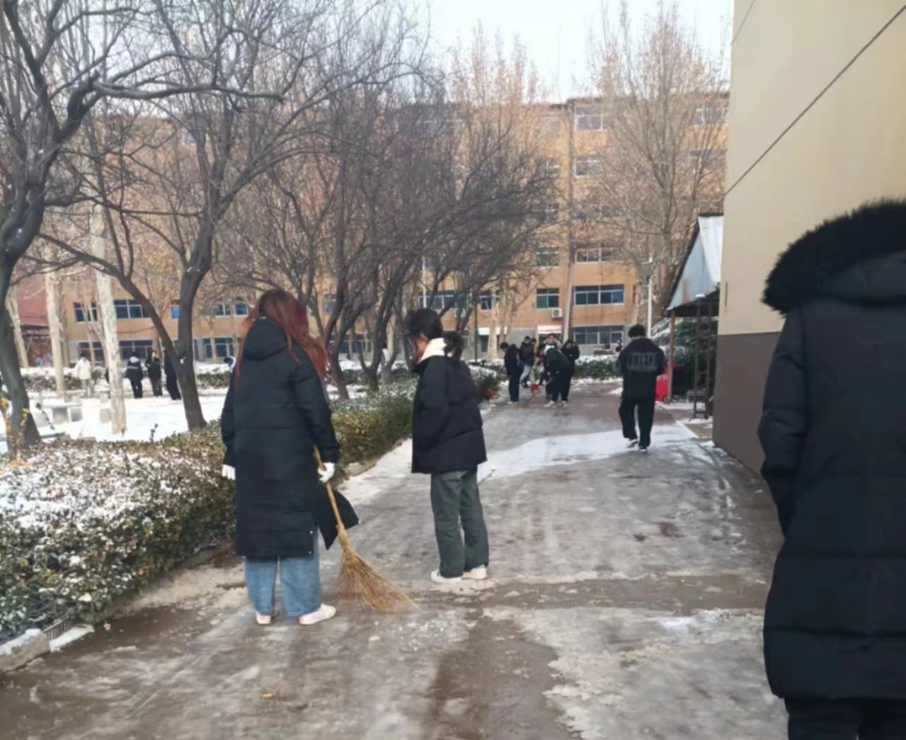 少妇被又大又粗又爽久久