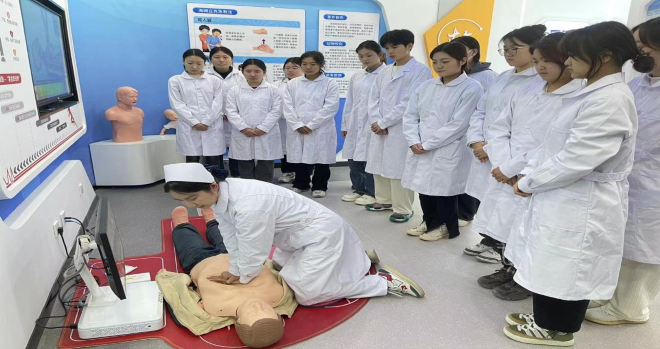 少妇被又大又粗又爽久久