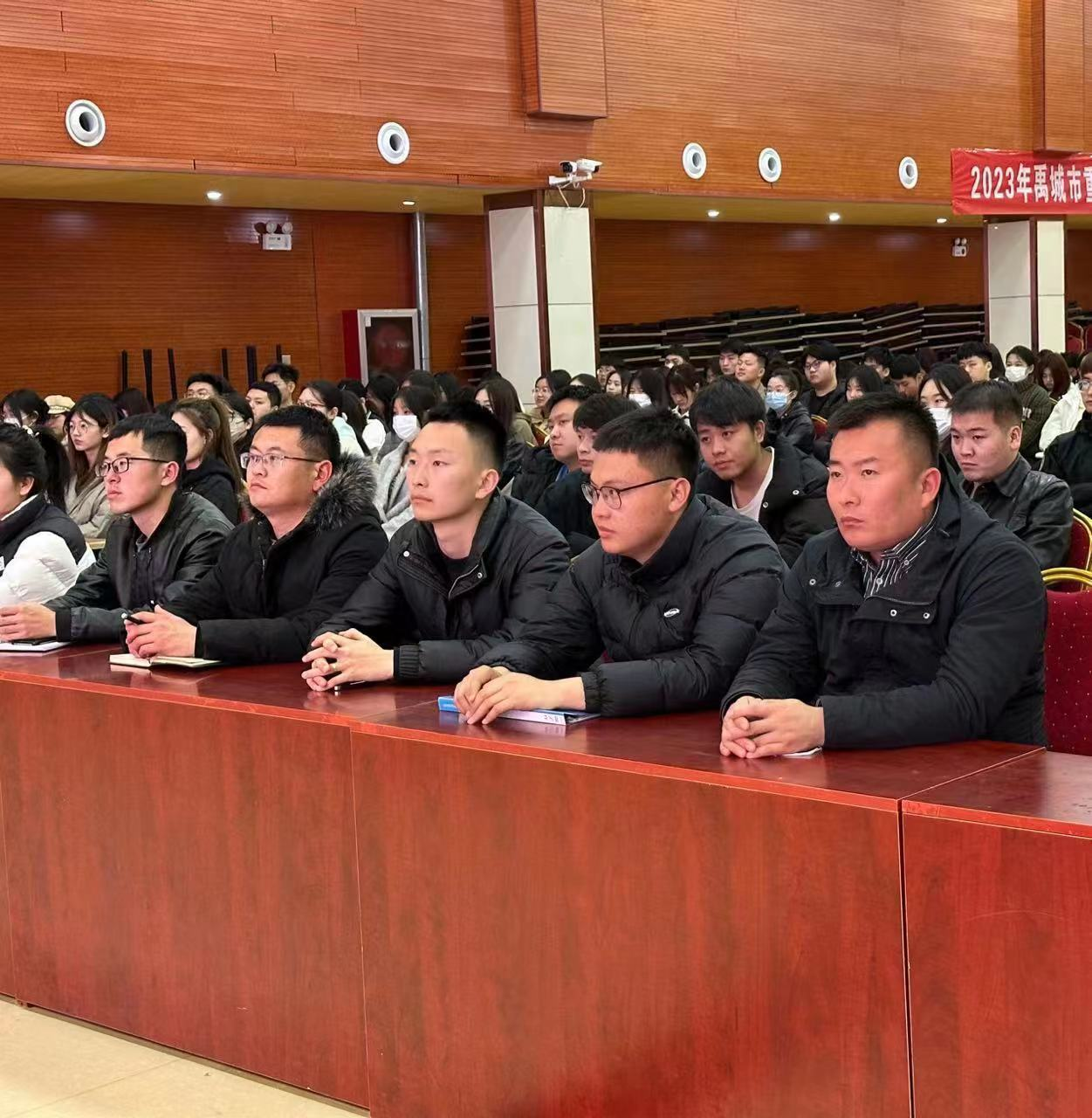 少妇被又大又粗又爽久久