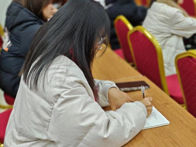 少妇被又大又粗又爽久久