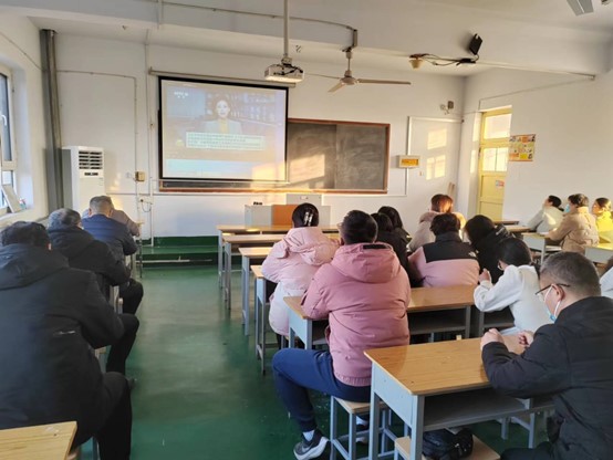 少妇被又大又粗又爽久久