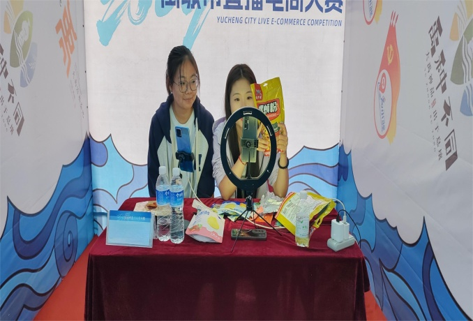 少妇被又大又粗又爽久久