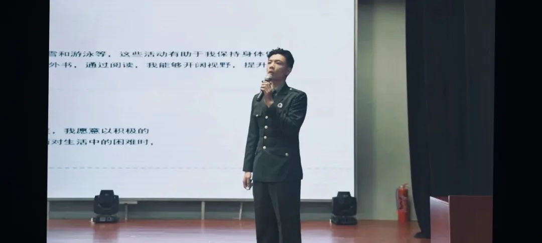 少妇被又大又粗又爽久久