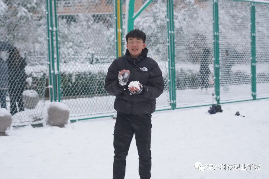 少妇被又大又粗又爽久久