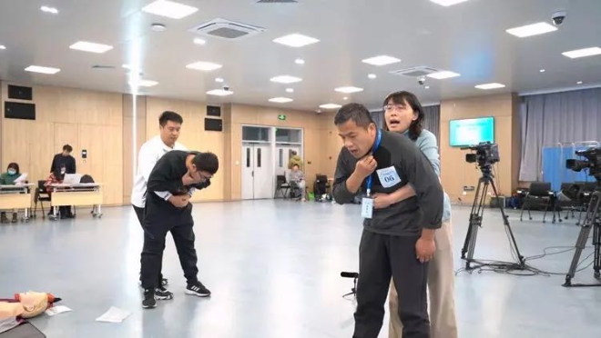 少妇被又大又粗又爽久久