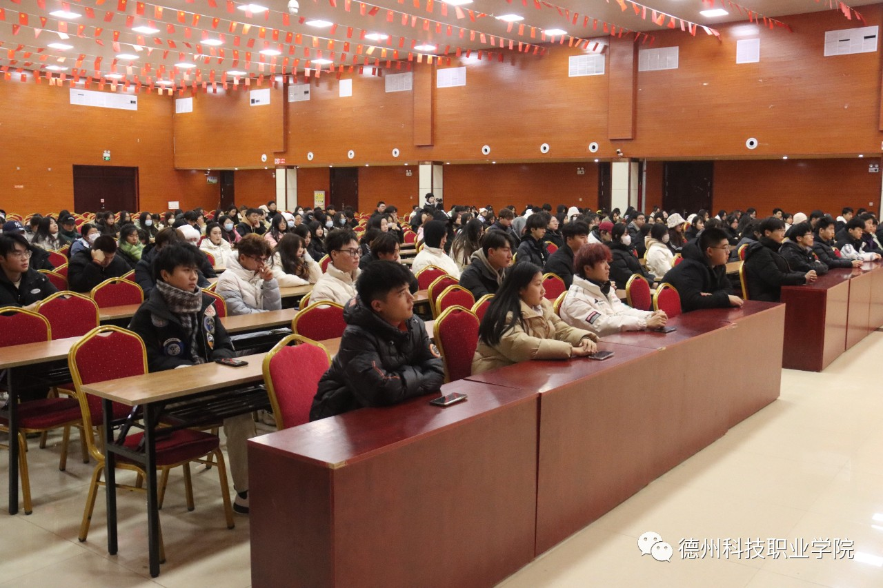 少妇被又大又粗又爽久久