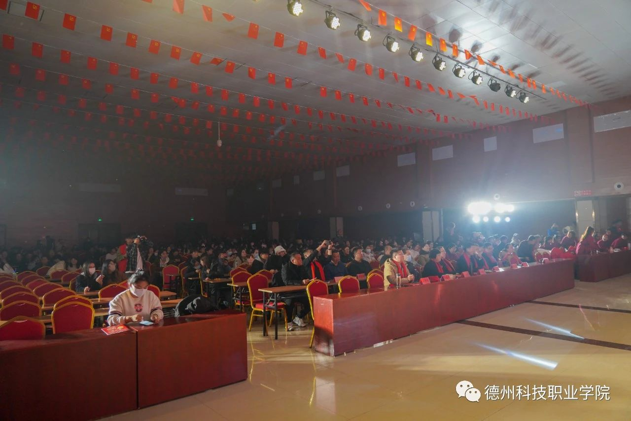 少妇被又大又粗又爽久久