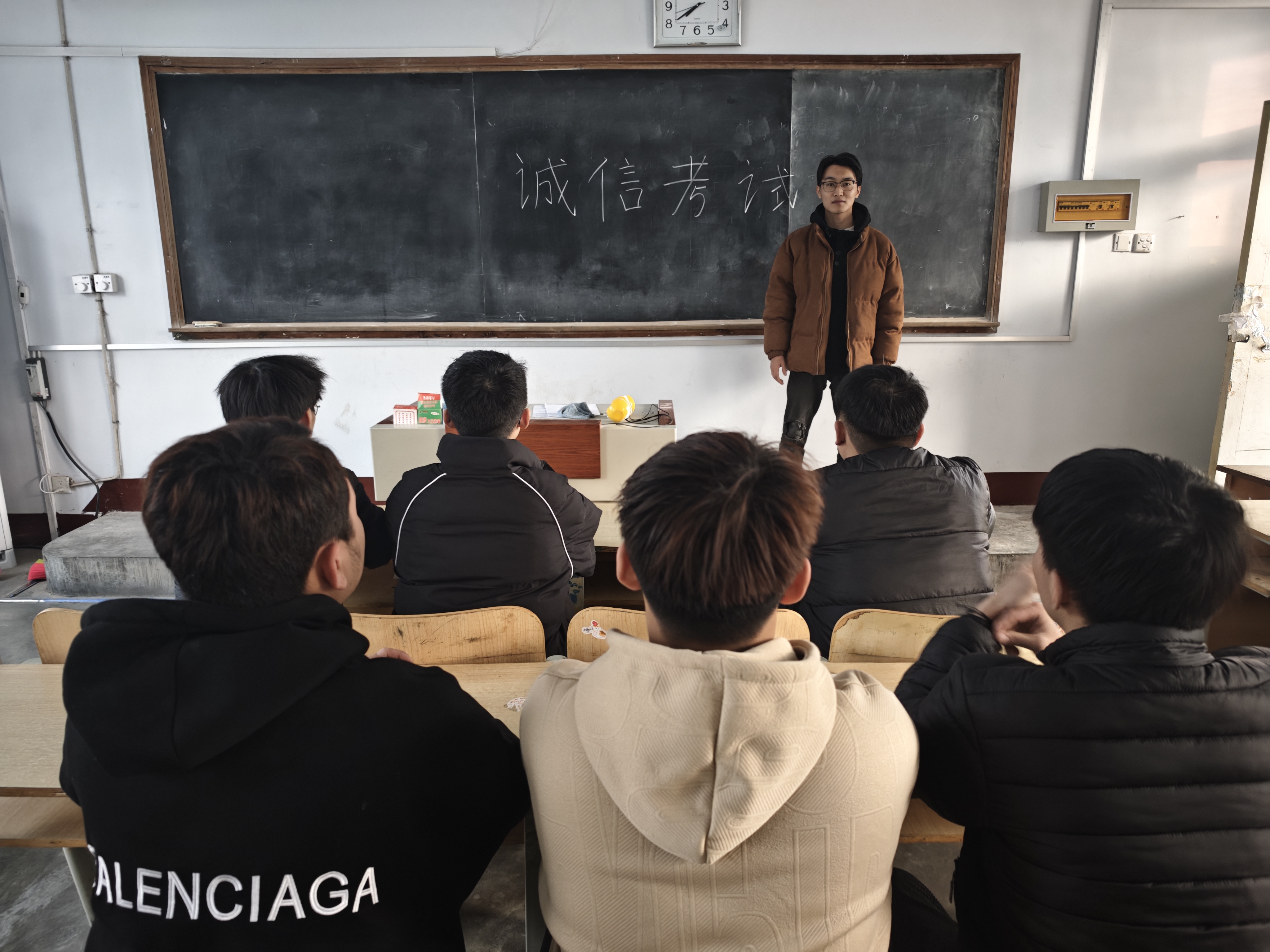 少妇被又大又粗又爽久久