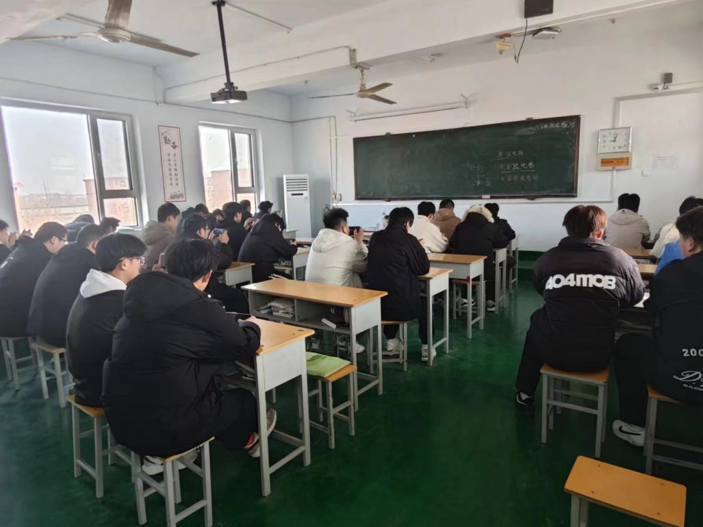 少妇被又大又粗又爽久久