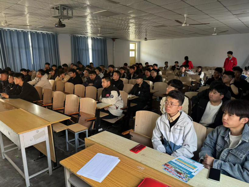 少妇被又大又粗又爽久久