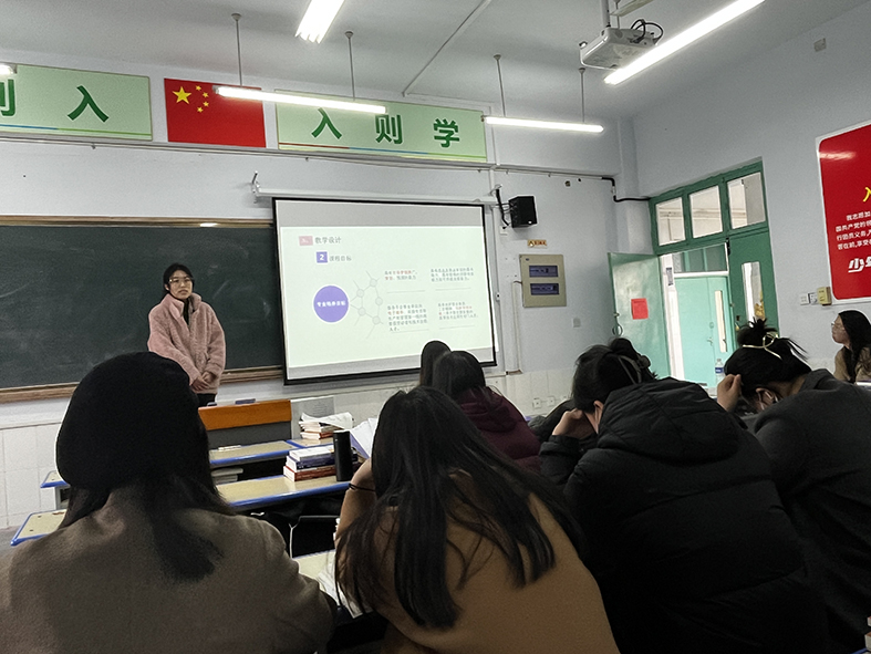 少妇被又大又粗又爽久久