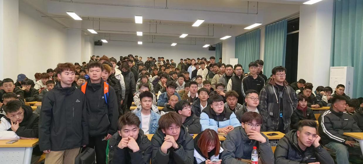 少妇被又大又粗又爽久久