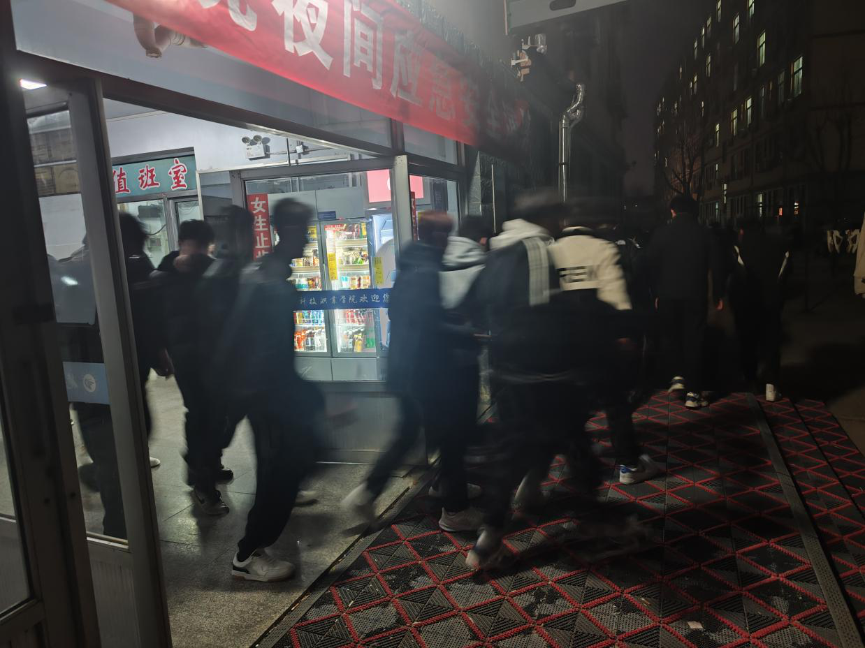 少妇被又大又粗又爽久久