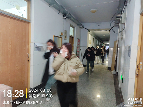 少妇被又大又粗又爽久久