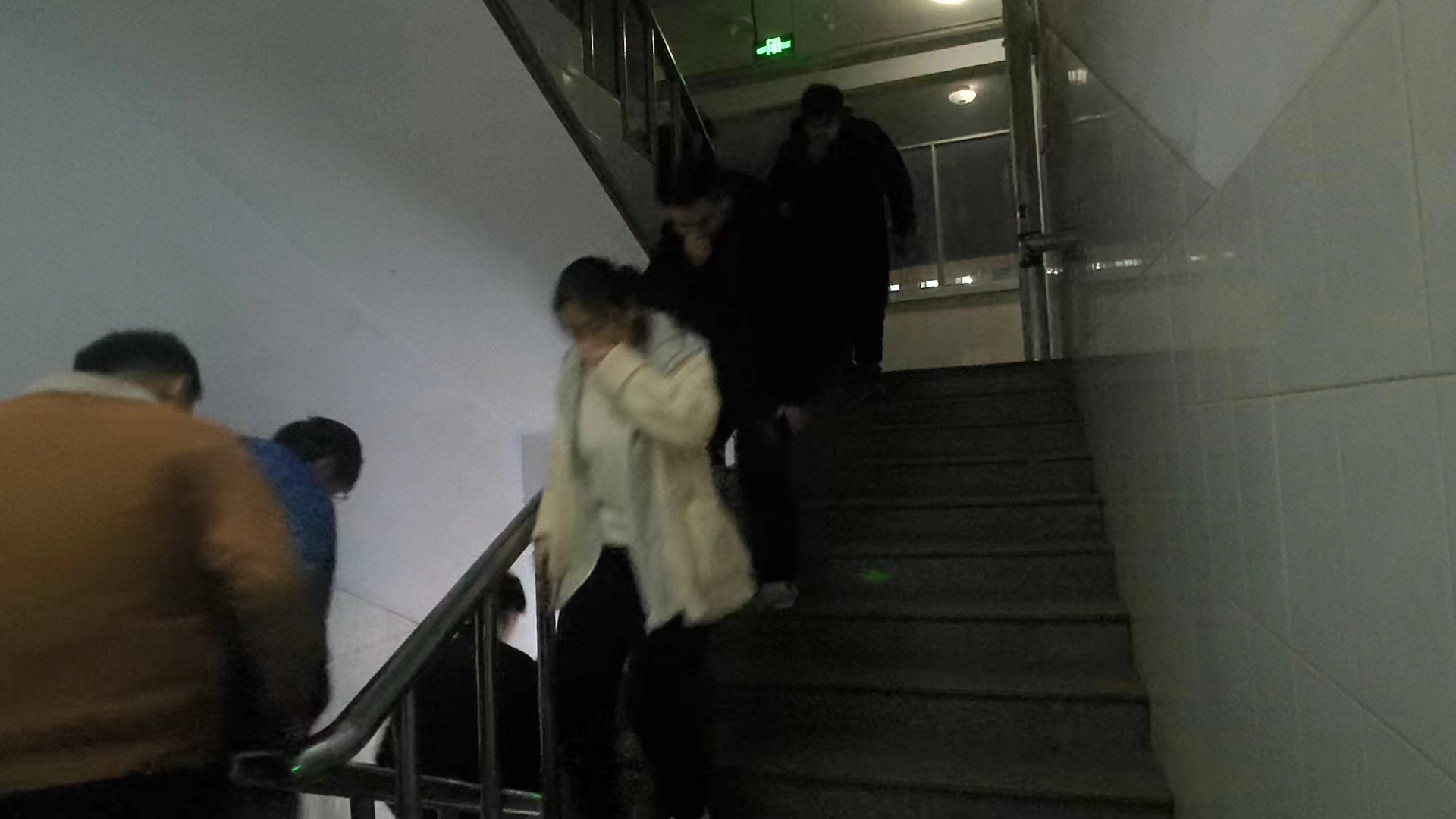 少妇被又大又粗又爽久久