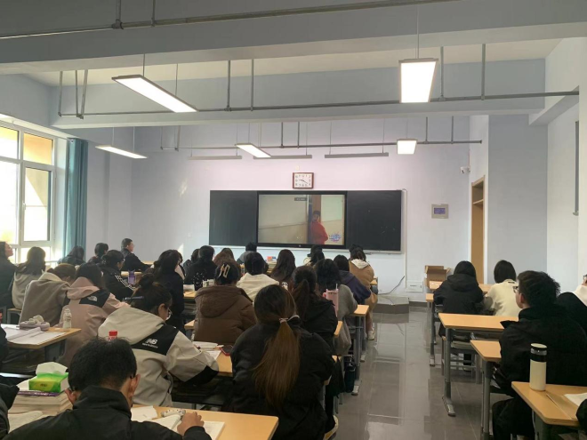 少妇被又大又粗又爽久久