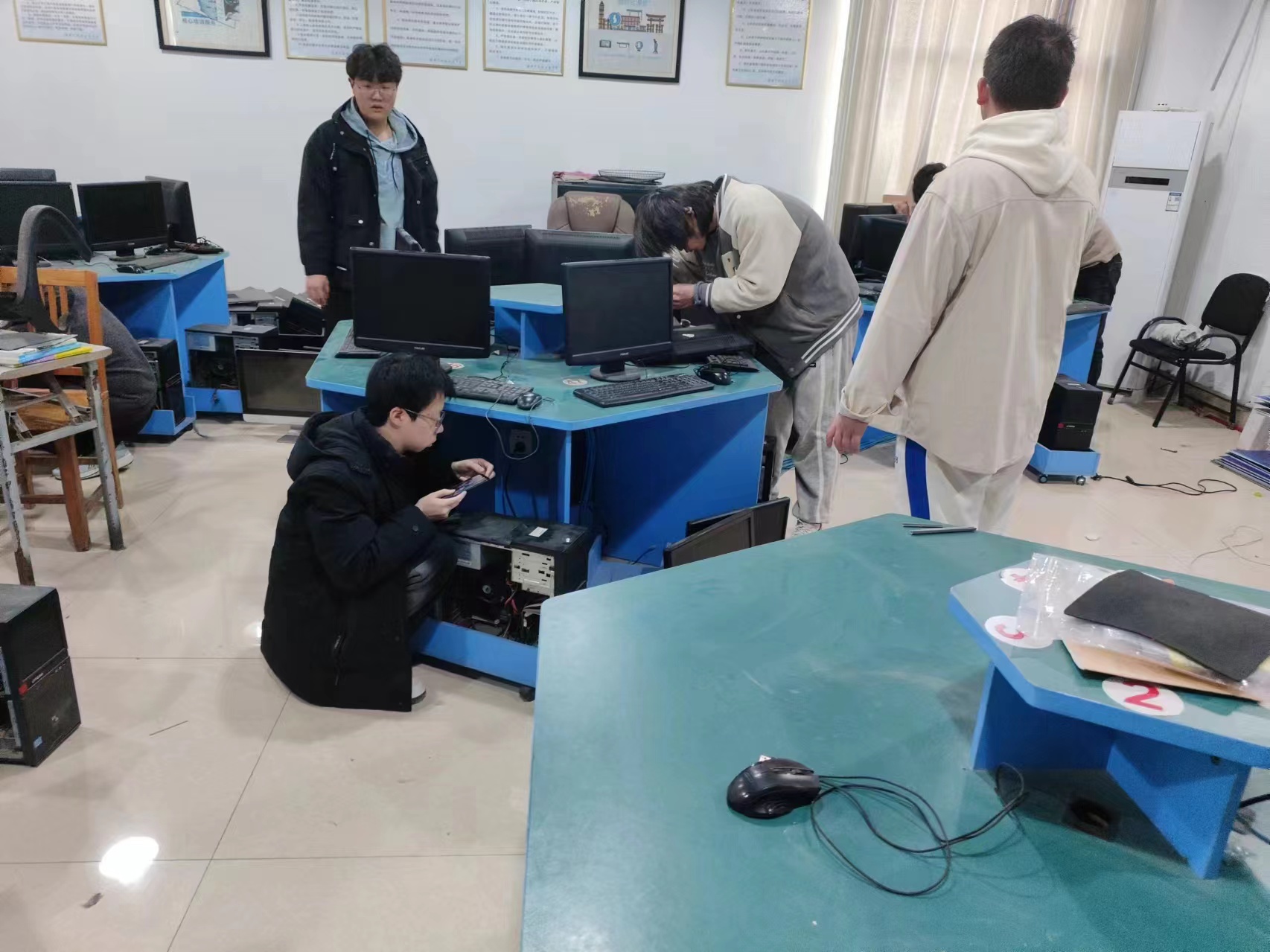 少妇被又大又粗又爽久久