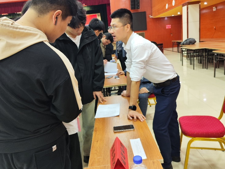 少妇被又大又粗又爽久久